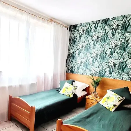 Konukevi Kokosek Goscinne 3*